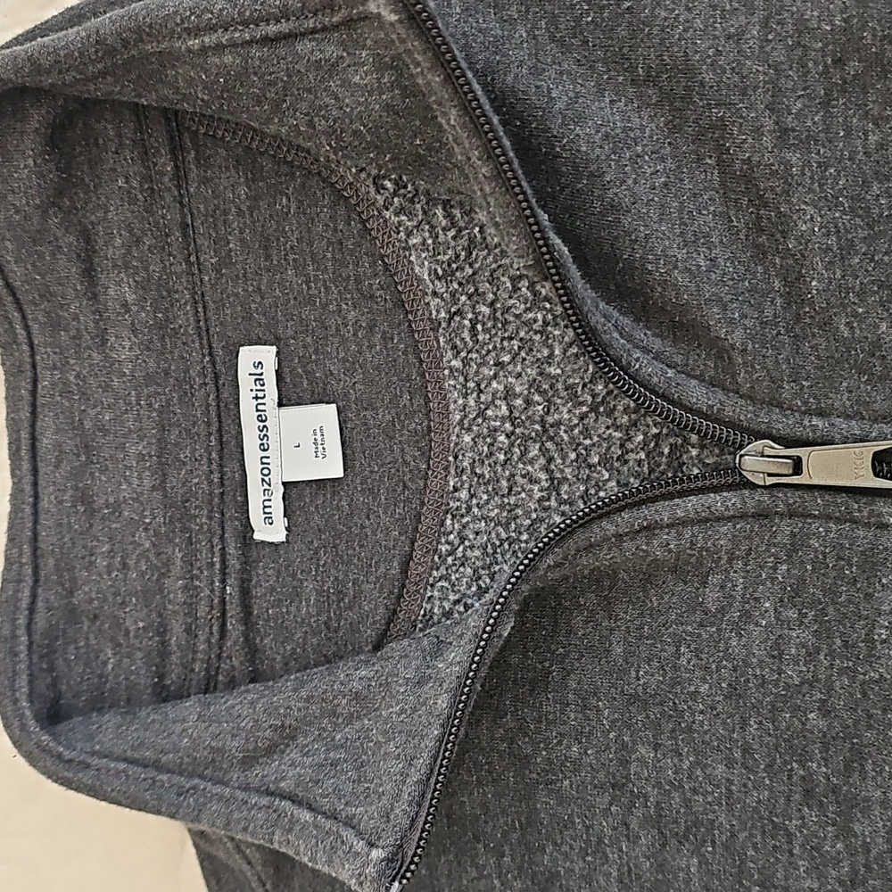 Amazon Essentials Full Zip Sweatshirt-Large - Picture 2 of 7